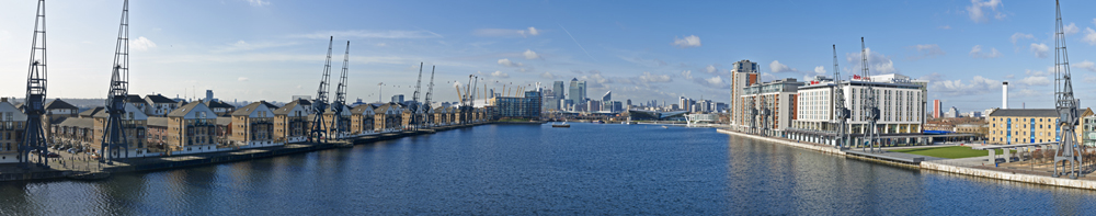Canary Wharf from Royal Victoria Dock